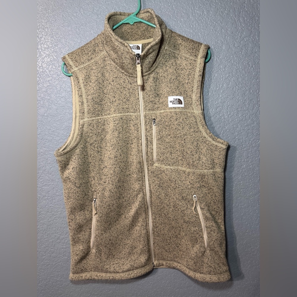 Men’s North Face Fleece Vest. Size M.